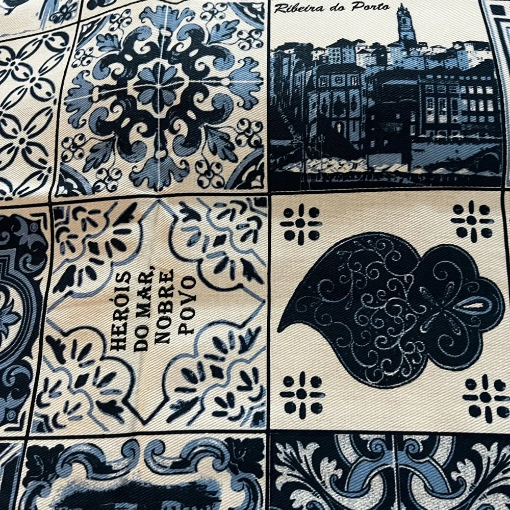 New Authentic Portugal Blue and White TILES Patterned tablecloth 4X4 Square